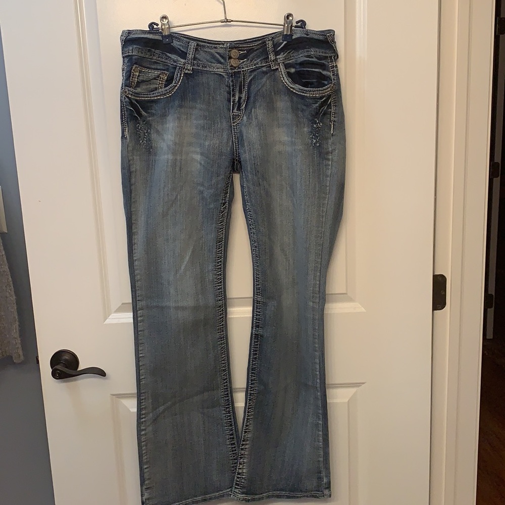 Wallflower jeans size 15